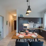 Fox A11 Apartment Zamardi