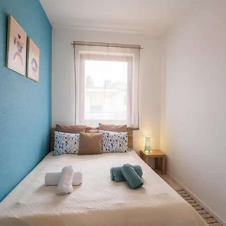 Fox A11 Apartament *