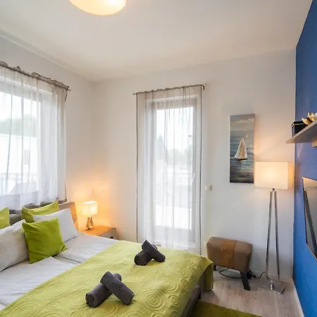 Apartament Fox A11 *